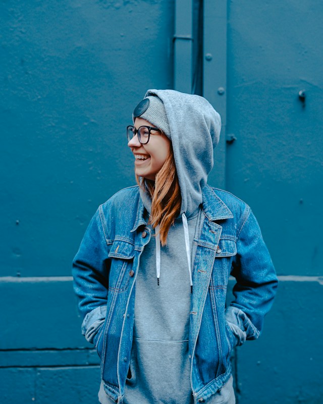 Stock sample of an outdoor portrait, used to explore the photography layout